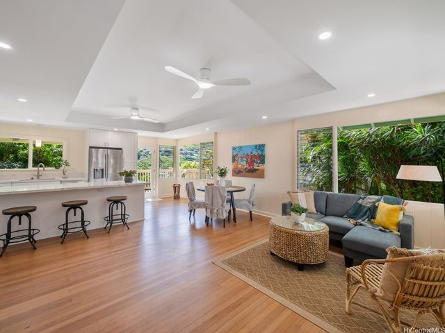 835 Ahuwale Street, Honolulu, HI 96821