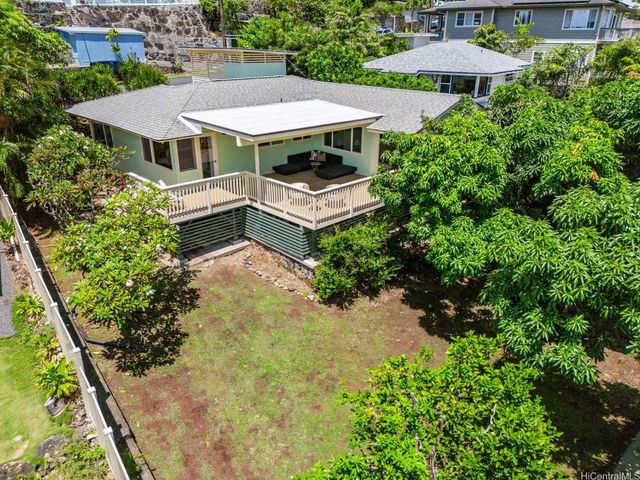 835 Ahuwale Street, Honolulu, HI 96821
