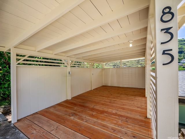 835 Ahuwale Street, Honolulu, HI 96821