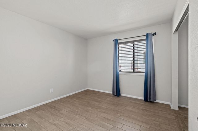 9876 N Longford Drive, Tucson, AZ 85742