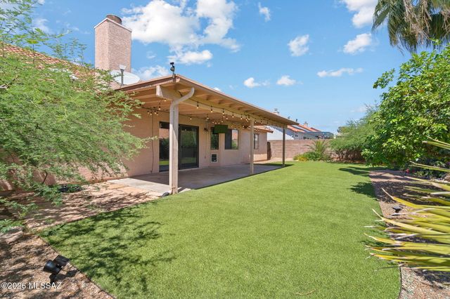 9876 N Longford Drive, Tucson, AZ 85742