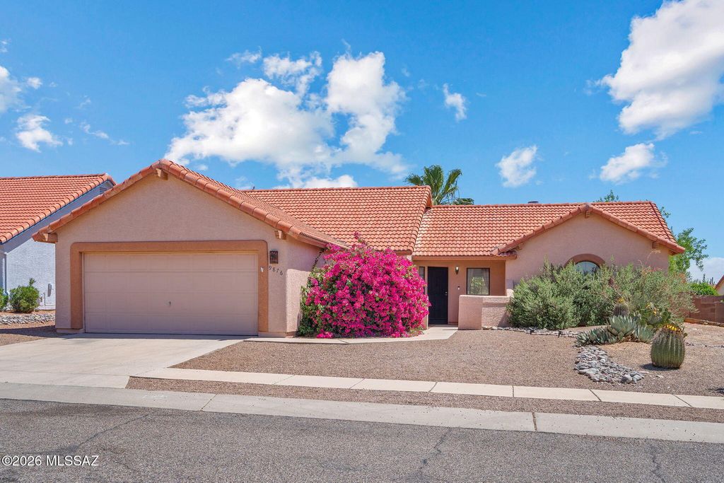 9876 N Longford Drive, Tucson, AZ 85742