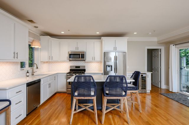 838 Dorchester Ave 2, Boston, MA 02125