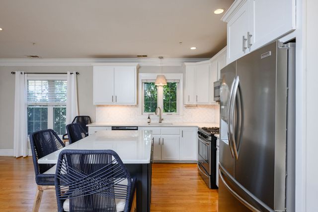 838 Dorchester Ave 2, Boston, MA 02125