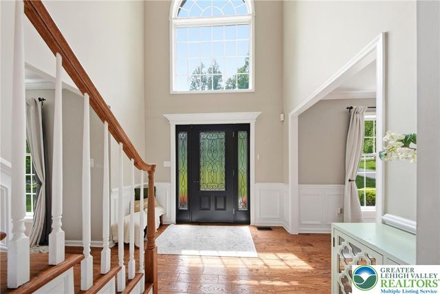 115 West Butternut Road, Williams Twp, PA 18055