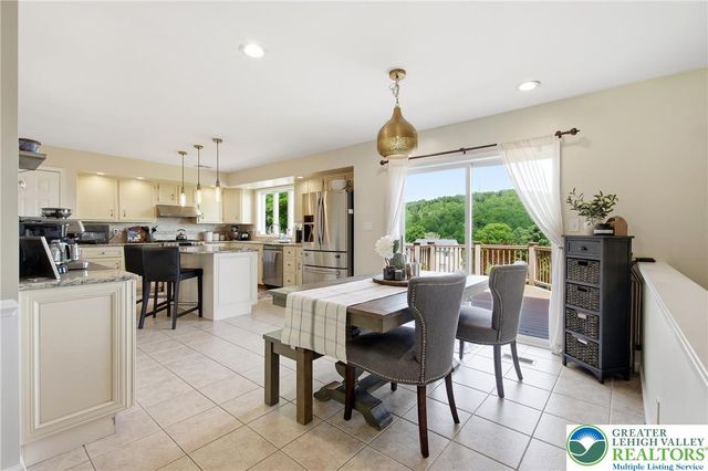 115 West Butternut Road, Williams Twp, PA 18055