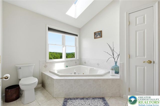 115 West Butternut Road, Williams Twp, PA 18055
