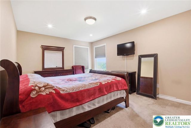 115 West Butternut Road, Williams Twp, PA 18055