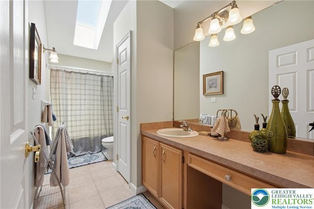 115 West Butternut Road, Williams Twp, PA 18055
