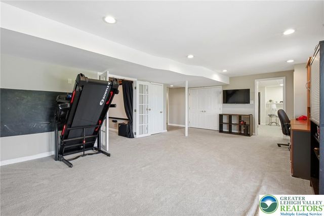 115 West Butternut Road, Williams Twp, PA 18055