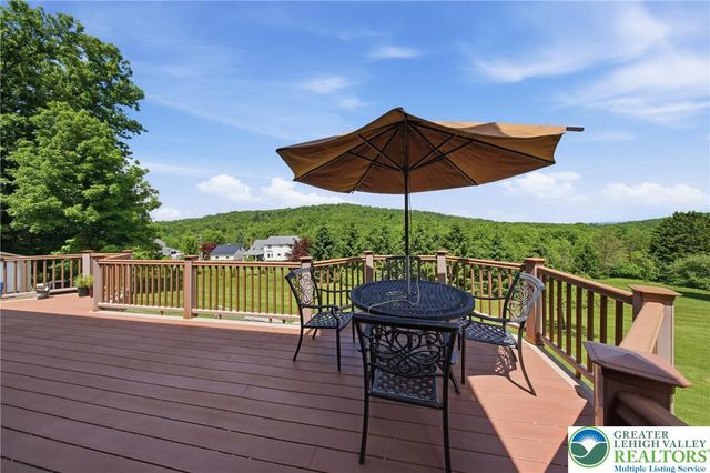 115 West Butternut Road, Williams Twp, PA 18055