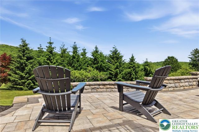 115 West Butternut Road, Williams Twp, PA 18055