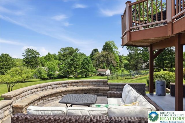 115 West Butternut Road, Williams Twp, PA 18055