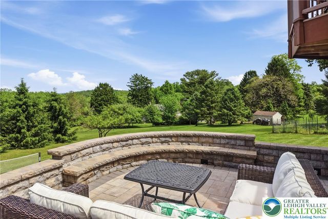 115 West Butternut Road, Williams Twp, PA 18055