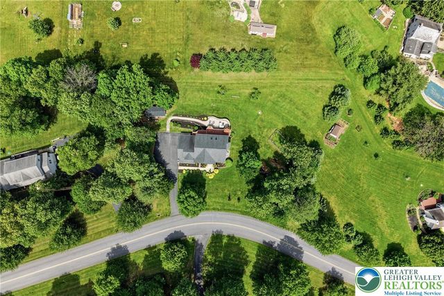 115 West Butternut Road, Williams Twp, PA 18055