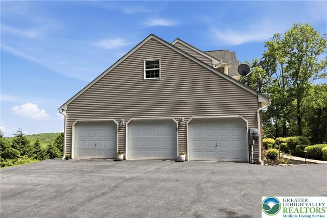 115 West Butternut Road, Williams Twp, PA 18055