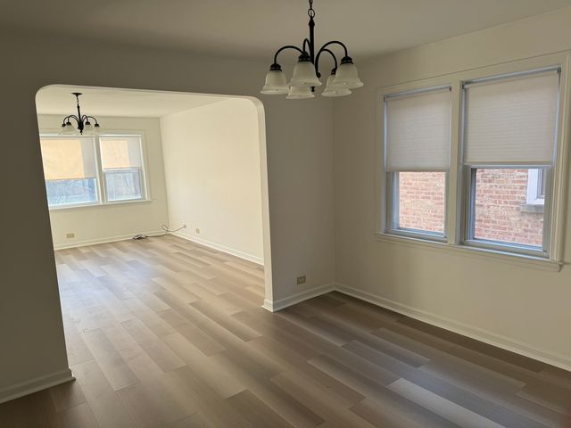 5746 N KIMBALL Avenue 2S, Chicago, IL 60659