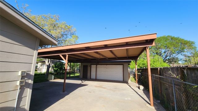 4313 Moravian Dr, Corpus Christi, TX 78411