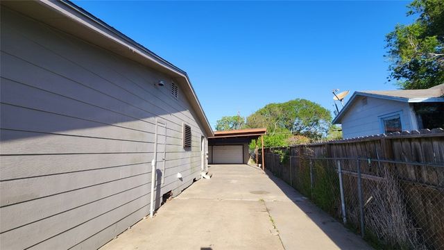 4313 Moravian Dr, Corpus Christi, TX 78411