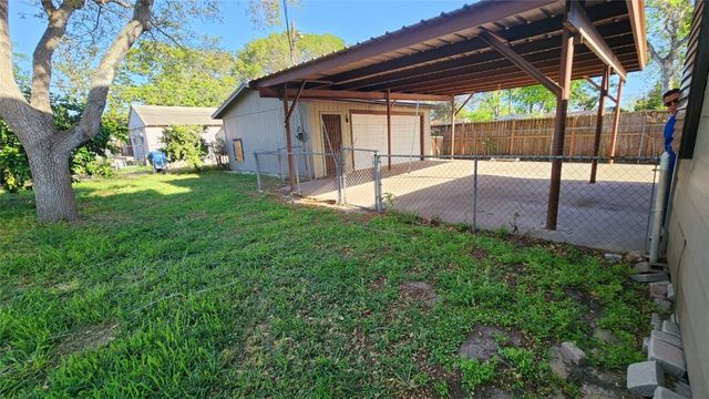 4313 Moravian Dr, Corpus Christi, TX 78411