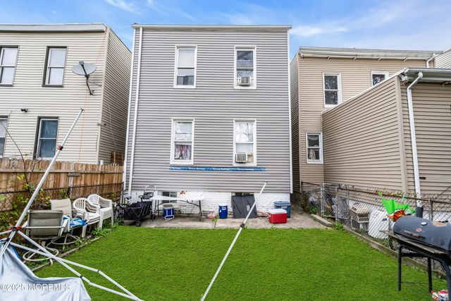 107 Bidwell Avenue, Jersey City, NJ 07305