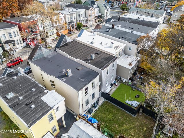 107 Bidwell Avenue, Jersey City, NJ 07305