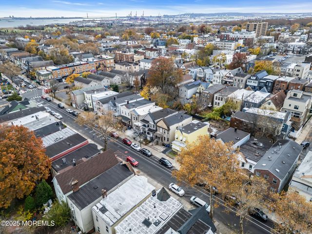 107 Bidwell Avenue, Jersey City, NJ 07305