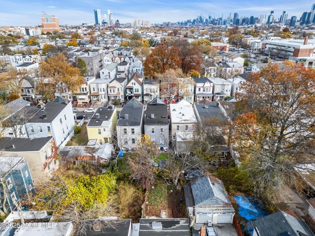 107 Bidwell Avenue, Jersey City, NJ 07305