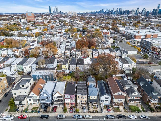 107 Bidwell Avenue, Jersey City, NJ 07305