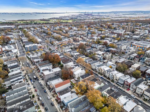 107 Bidwell Avenue, Jersey City, NJ 07305