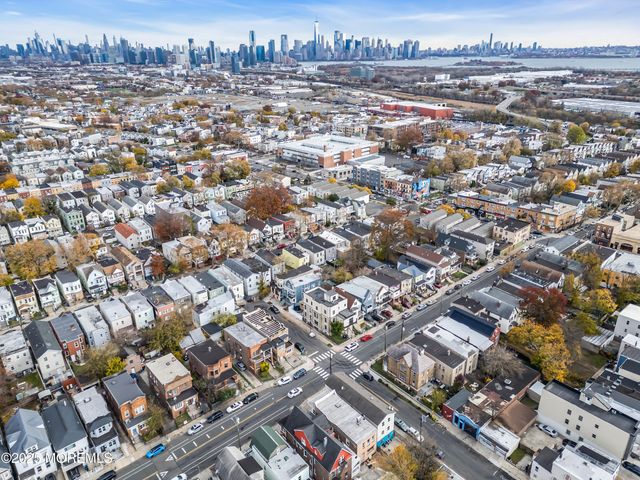 107 Bidwell Avenue, Jersey City, NJ 07305