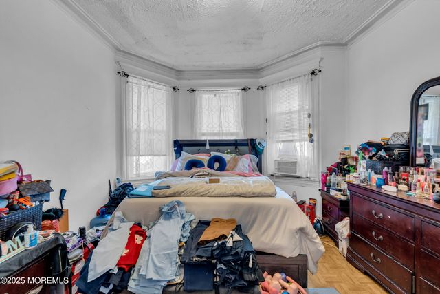 107 Bidwell Avenue, Jersey City, NJ 07305