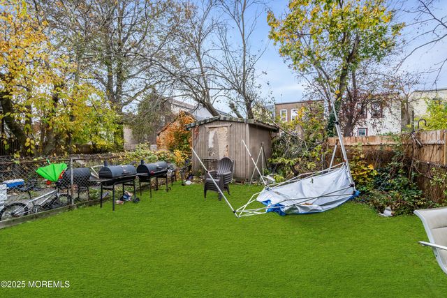 107 Bidwell Avenue, Jersey City, NJ 07305