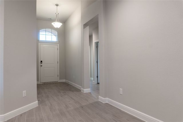 11512 Harp Lane, Fort Worth, TX 76052