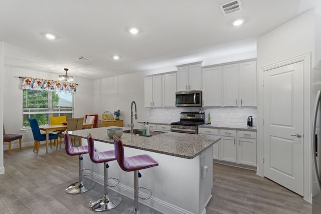 2900 Faro Road, Aubrey, TX 76227