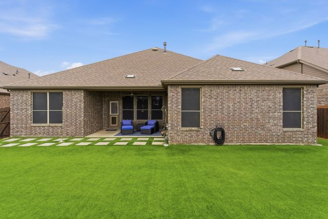 2900 Faro Road, Aubrey, TX 76227