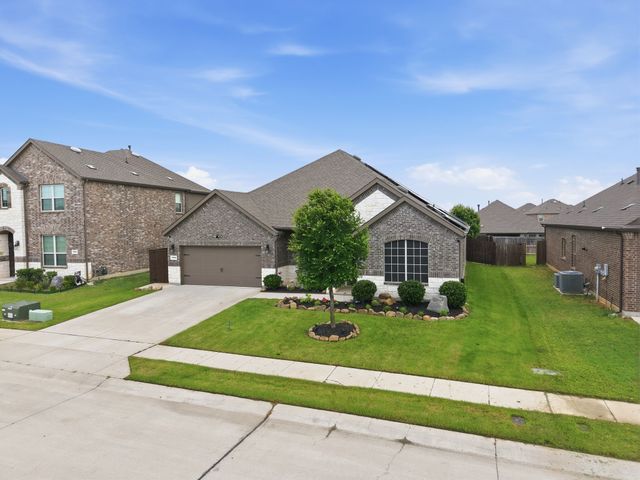 2900 Faro Road, Aubrey, TX 76227
