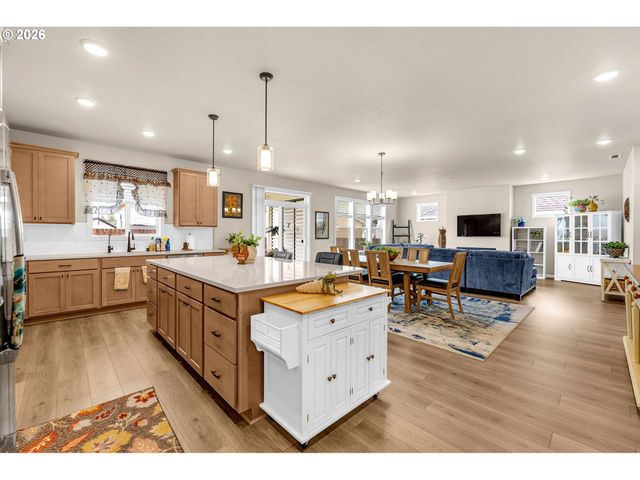 2821 Nw 8TH Pl, Battle Ground, WA 98604