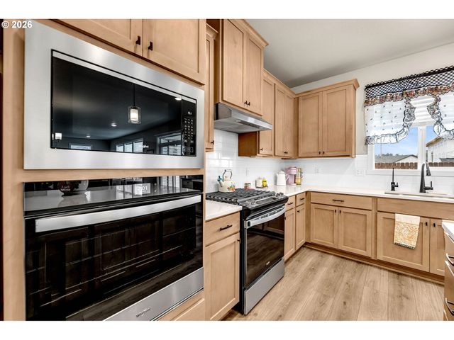 2821 Nw 8TH Pl, Battle Ground, WA 98604