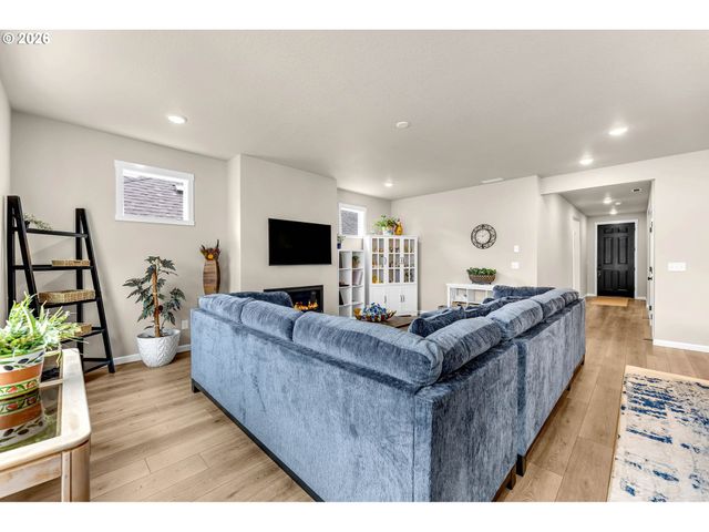 2821 Nw 8TH Pl, Battle Ground, WA 98604