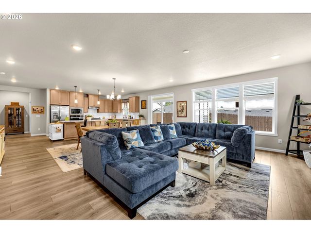 2821 Nw 8TH Pl, Battle Ground, WA 98604