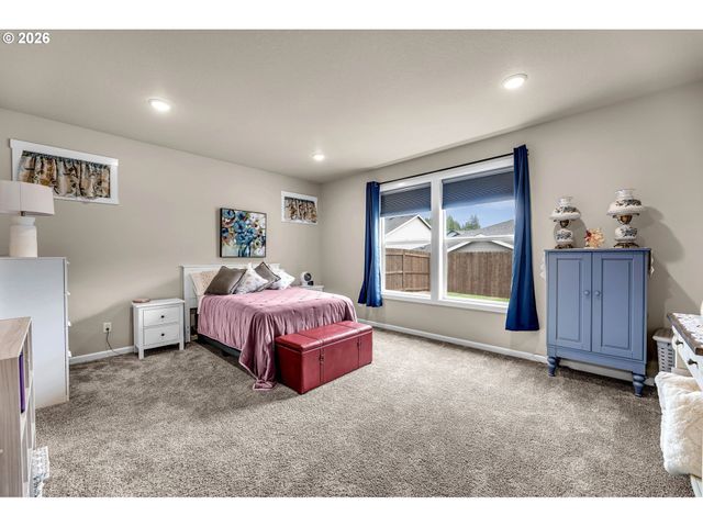 2821 Nw 8TH Pl, Battle Ground, WA 98604