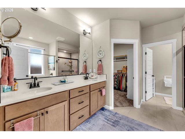 2821 Nw 8TH Pl, Battle Ground, WA 98604