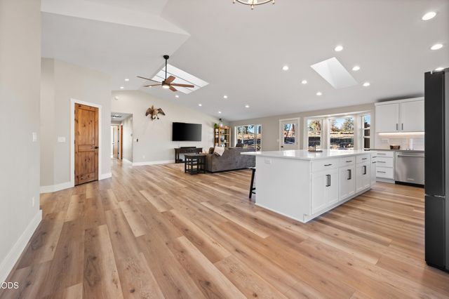 5391 NW Frank Way, Redmond, OR 97756