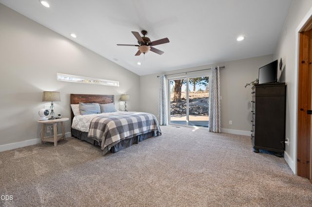 5391 NW Frank Way, Redmond, OR 97756