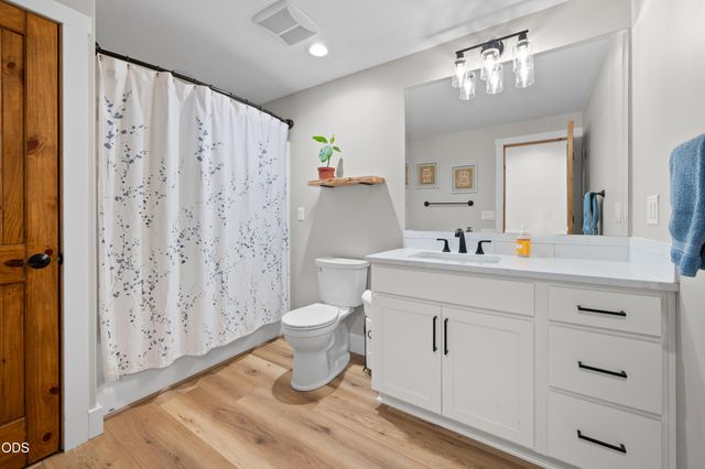 5391 NW Frank Way, Redmond, OR 97756