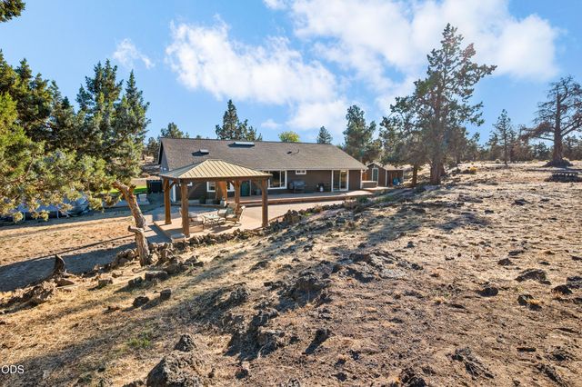 5391 NW Frank Way, Redmond, OR 97756