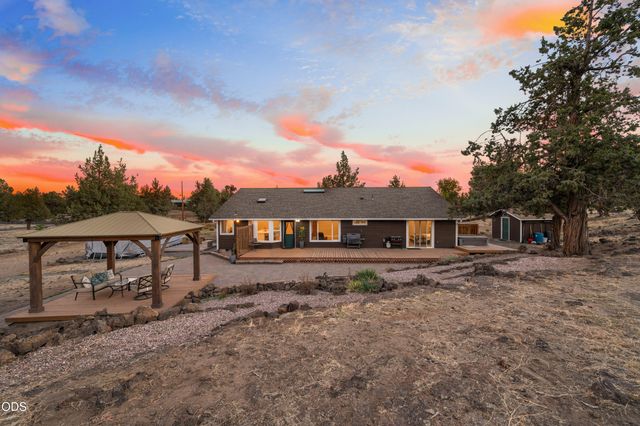 5391 NW Frank Way, Redmond, OR 97756