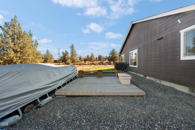 5391 NW Frank Way, Redmond, OR 97756