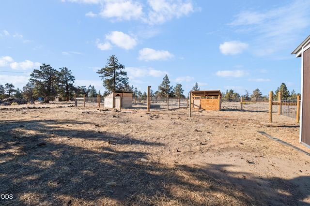 5391 NW Frank Way, Redmond, OR 97756